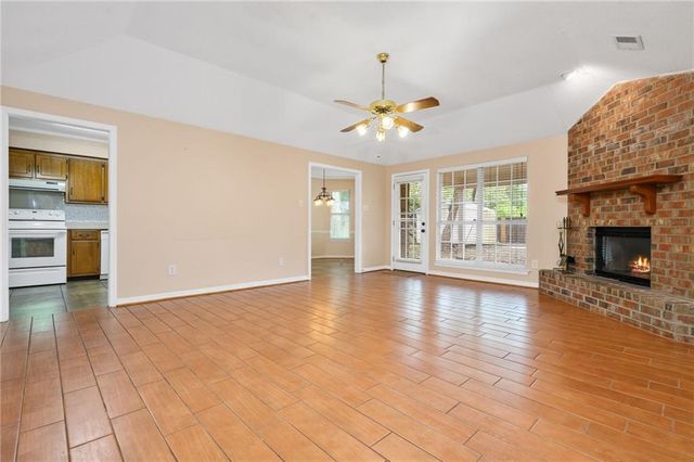 9470 Oak Forrest Drive, Mobile, AL 36695