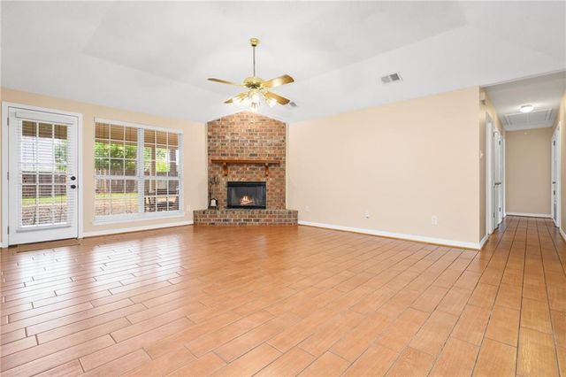 9470 Oak Forrest Drive, Mobile, AL 36695