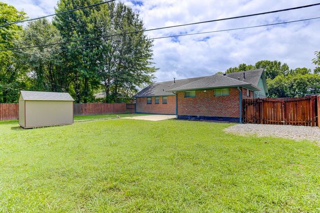 1744 GOODHAVEN DR, Memphis, TN 38116