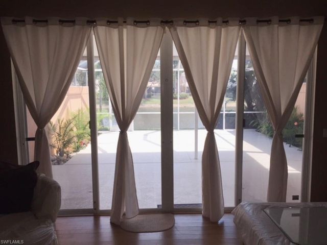 5601 Cove CIR, Naples, FL 34119
