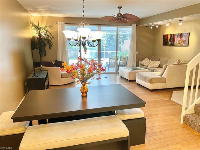 5601 Cove CIR, Naples, FL 34119