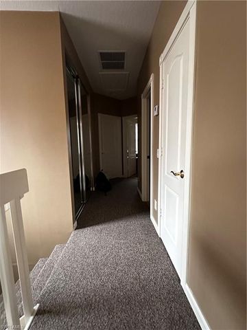 5601 Cove CIR, Naples, FL 34119
