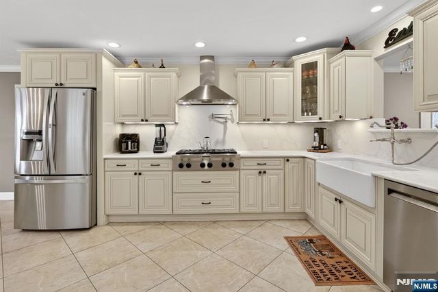 317 Ridge Road, Rutherford, NJ 07070