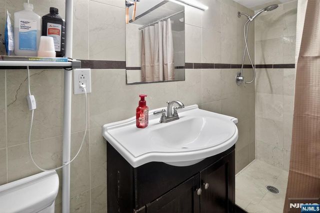 317 Ridge Road, Rutherford, NJ 07070