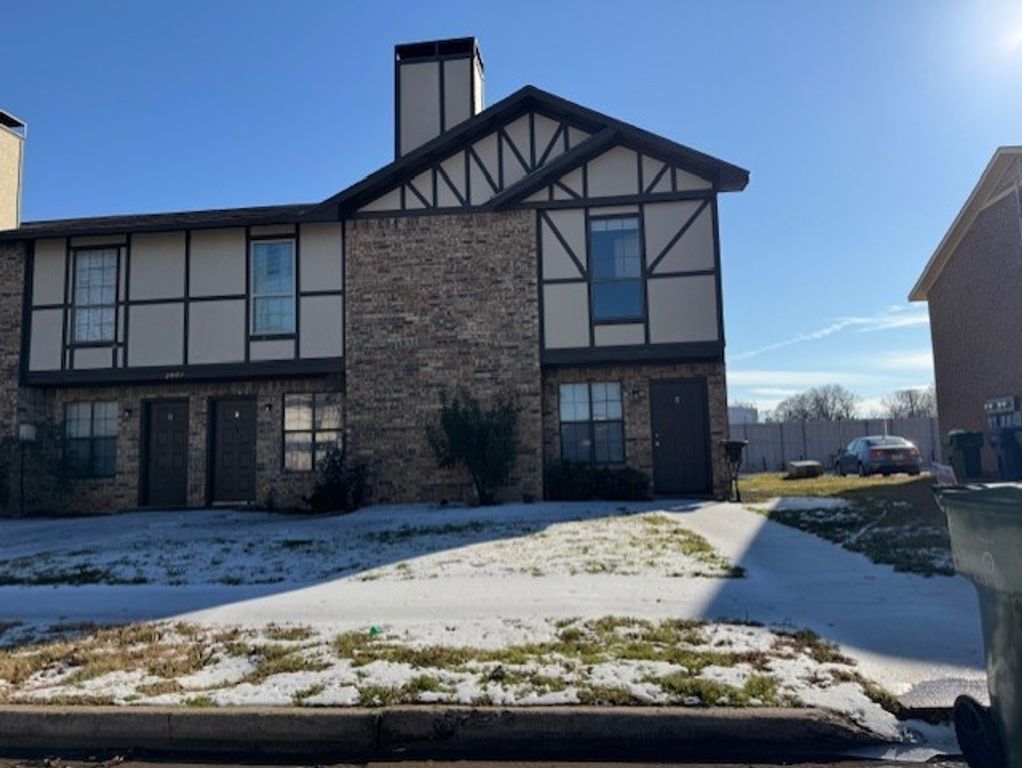 2802 Wimbledon Court D, Garland, TX 75041