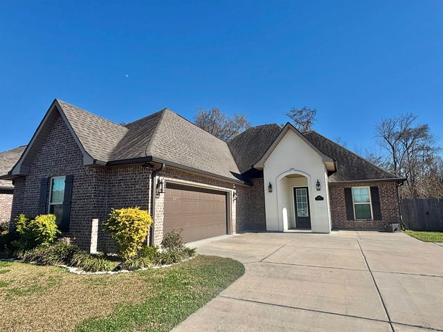 282 Madio Drive, Houma, LA 70364