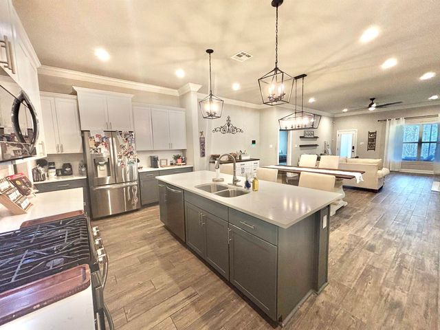 282 Madio Drive, Houma, LA 70364