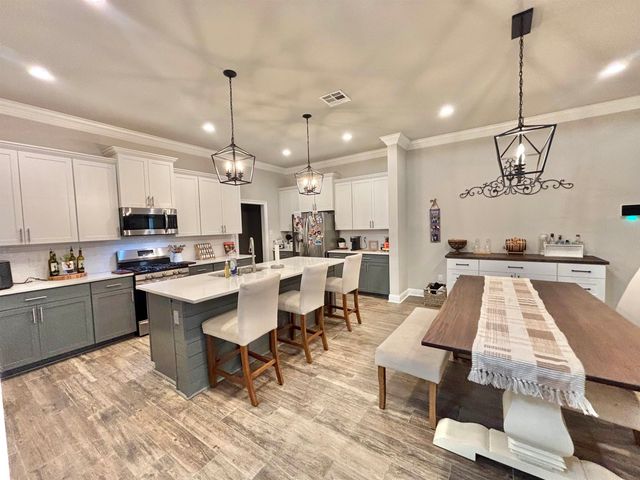 282 Madio Drive, Houma, LA 70364