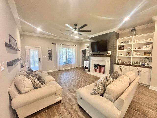 282 Madio Drive, Houma, LA 70364