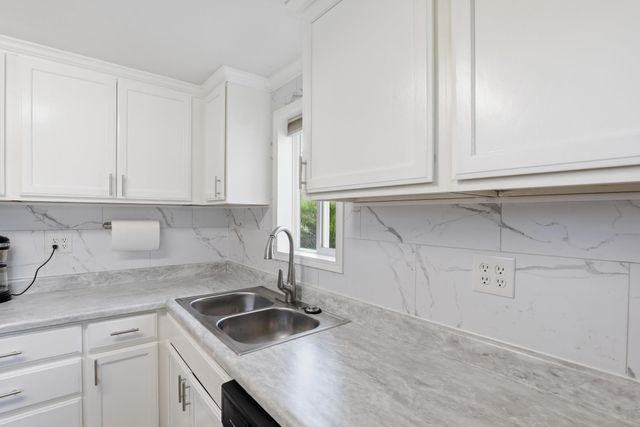 1510 W Alice Ave Ave, Spokane, WA 99205