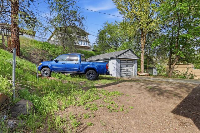 1510 W Alice Ave Ave, Spokane, WA 99205
