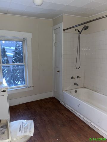 9 Prospect Street, Barre Town, VT 05649