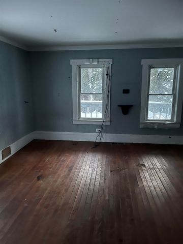 9 Prospect Street, Barre Town, VT 05649