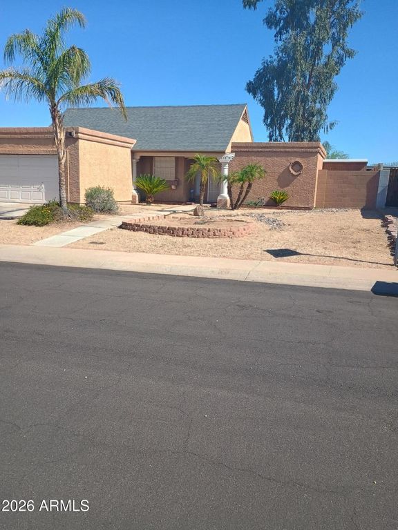 1238 E MARCO POLO Road E, Phoenix, AZ 85024 — exterior