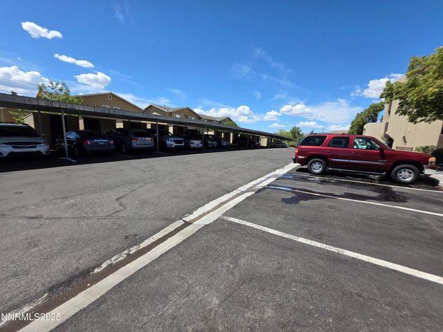 139 Vista Rafael Parkway, Reno, NV 89503