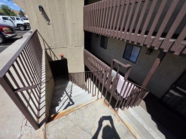 139 Vista Rafael Parkway, Reno, NV 89503