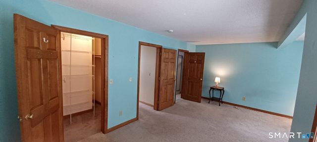 1325 Farmington Avenue 52, Bristol, CT 06010