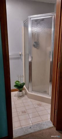 1325 Farmington Avenue 52, Bristol, CT 06010