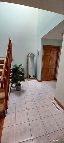 1325 Farmington Avenue 52, Bristol, CT 06010