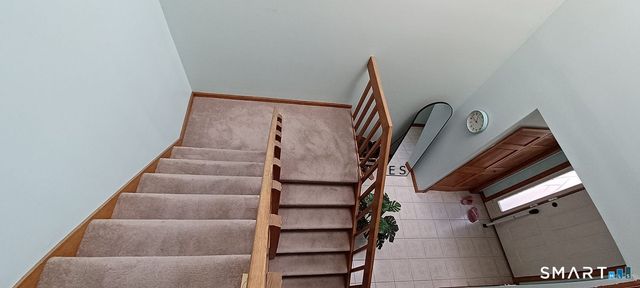 1325 Farmington Avenue 52, Bristol, CT 06010