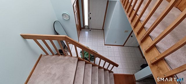 1325 Farmington Avenue 52, Bristol, CT 06010