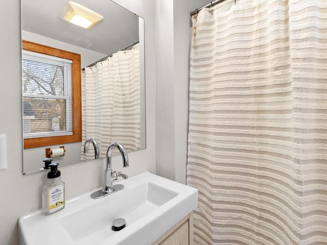 1328 N 36th STREET, Sheboygan, WI 53081