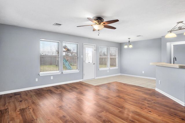 139 Horn Court, Baytown, TX 77523