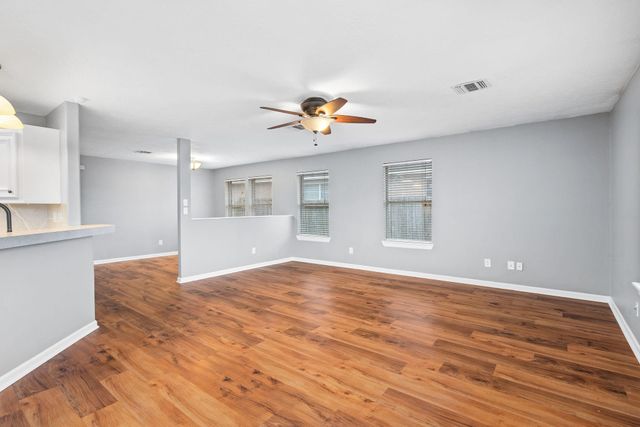 139 Horn Court, Baytown, TX 77523