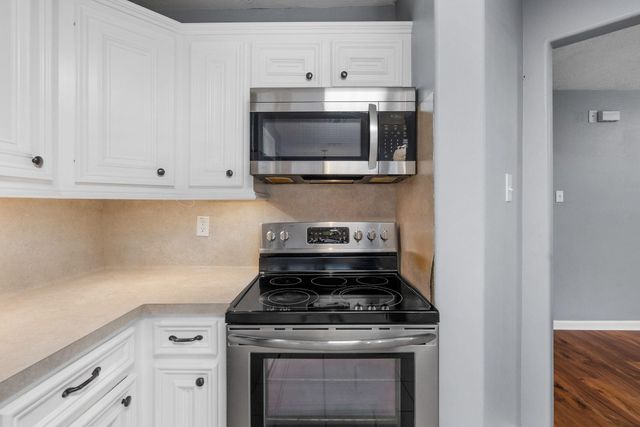 139 Horn Court, Baytown, TX 77523