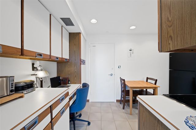 3300 NE 36th Street 1711, Fort Lauderdale, FL 33308