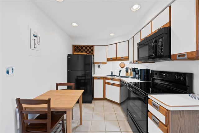 3300 NE 36th Street 1711, Fort Lauderdale, FL 33308