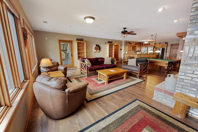 10382 Westwood Trail SW, Nisswa, MN 56468