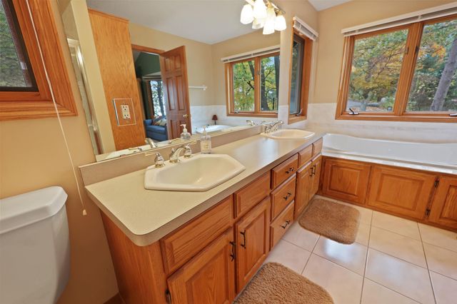 10382 Westwood Trail SW, Nisswa, MN 56468