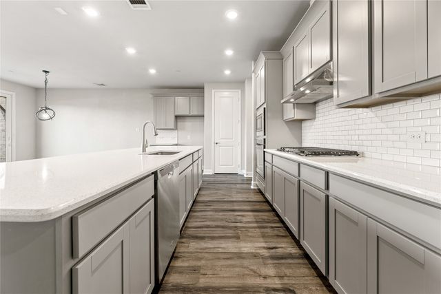 5517 Liberty Drive, The Colony, TX 75056