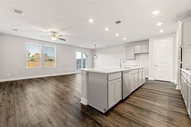 5517 Liberty Drive, The Colony, TX 75056