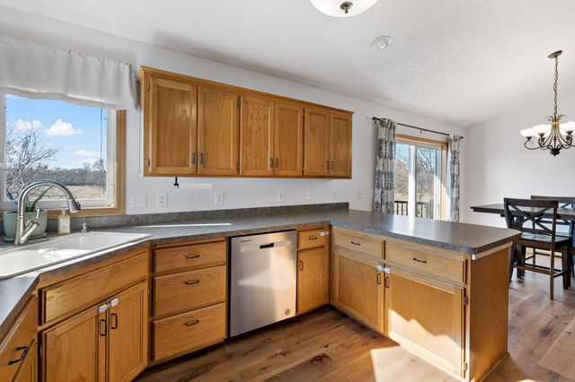 1912 129th Avenue NE, Blaine, MN 55449