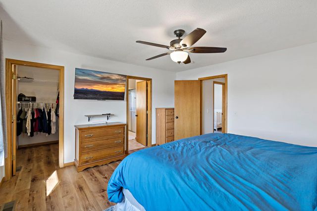 1912 129th Avenue NE, Blaine, MN 55449