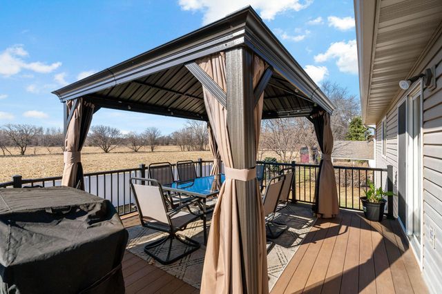 1912 129th Avenue NE, Blaine, MN 55449