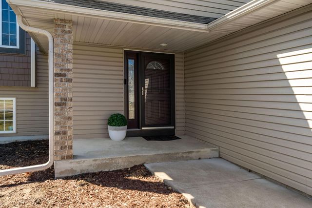 1912 129th Avenue NE, Blaine, MN 55449