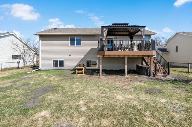 1912 129th Avenue NE, Blaine, MN 55449