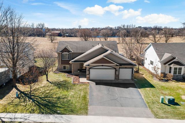 1912 129th Avenue NE, Blaine, MN 55449