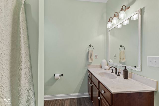 10630 N Rolling Valley Drive, Mooresville, IN 46158