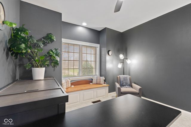 10630 N Rolling Valley Drive, Mooresville, IN 46158