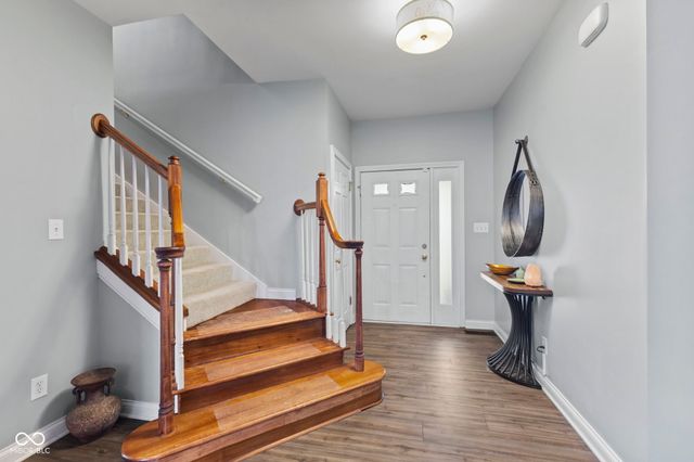 10630 N Rolling Valley Drive, Mooresville, IN 46158