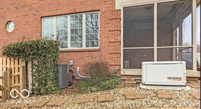 10630 N Rolling Valley Drive, Mooresville, IN 46158