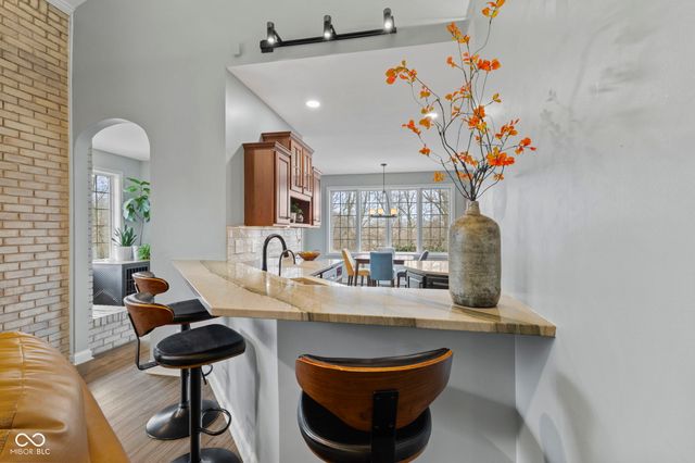 10630 N Rolling Valley Drive, Mooresville, IN 46158