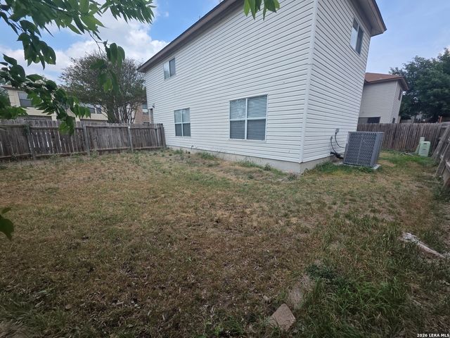 8906 Kenton Briar, San Antonio, TX 78240