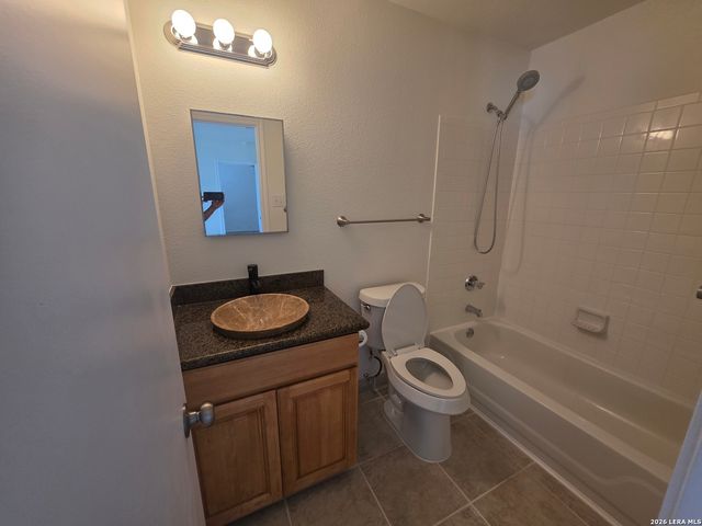 8906 Kenton Briar, San Antonio, TX 78240