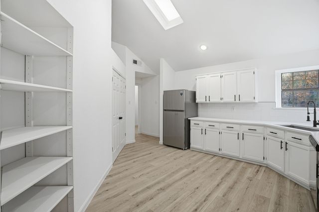 3805 Drakestone Avenue, Rowlett, TX 75088