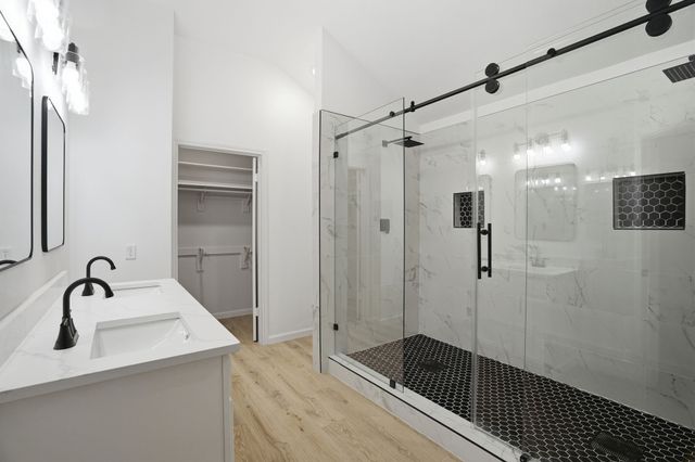 3805 Drakestone Avenue, Rowlett, TX 75088